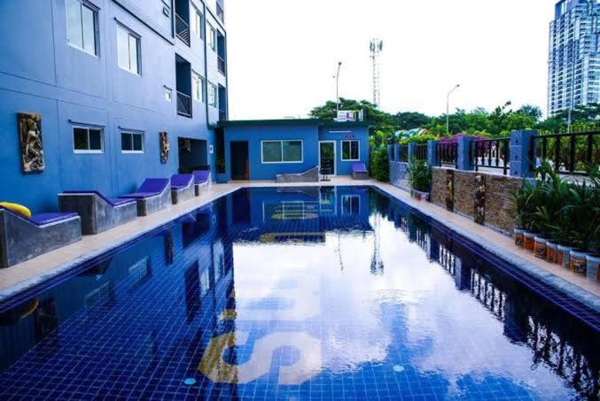 Trio Gems Condo Near Beach And Food Market Jomtien Beach Buitenkant foto